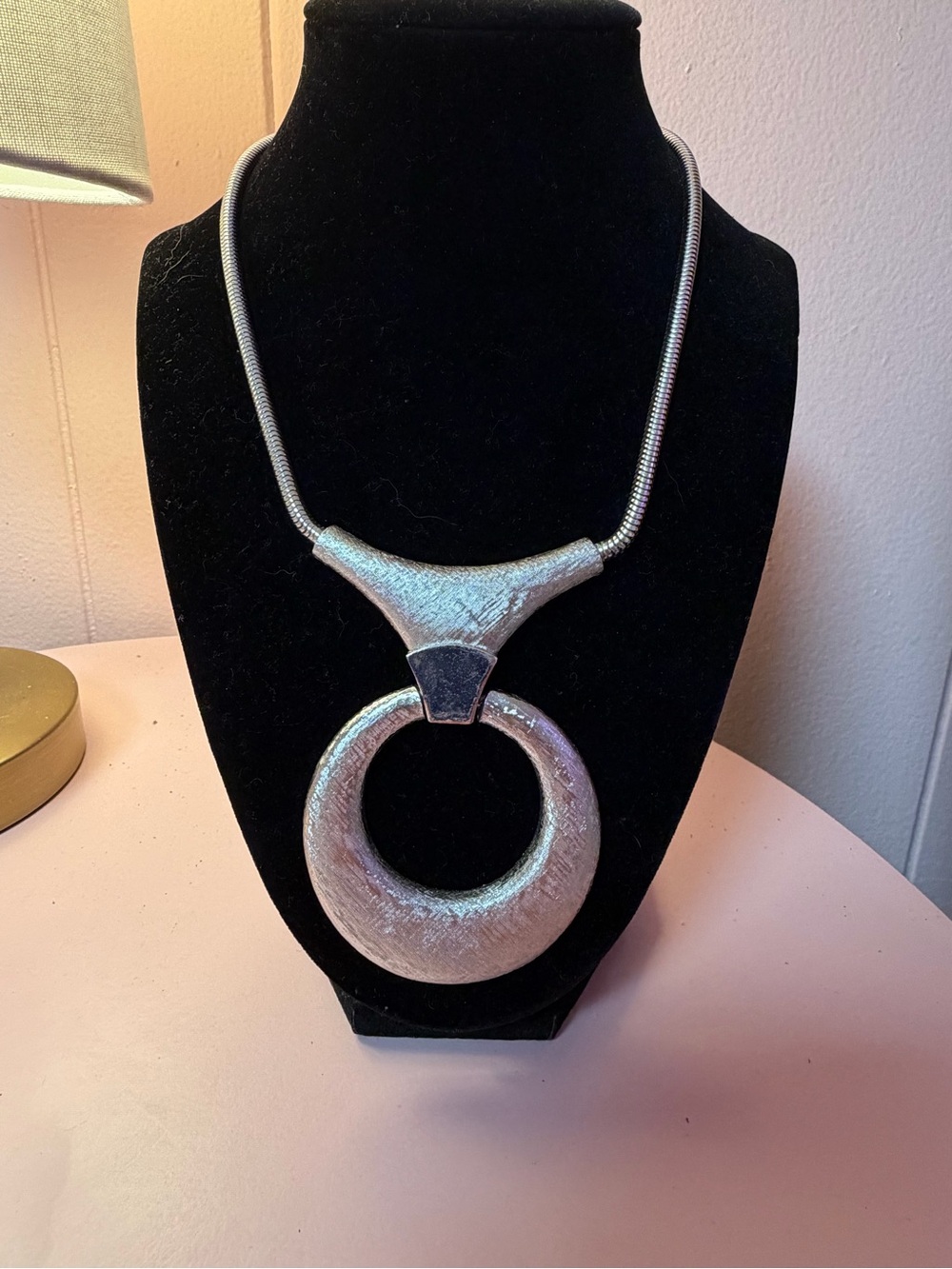 vintage 1960’s-1970’s crown trifari modernist pendant necklace